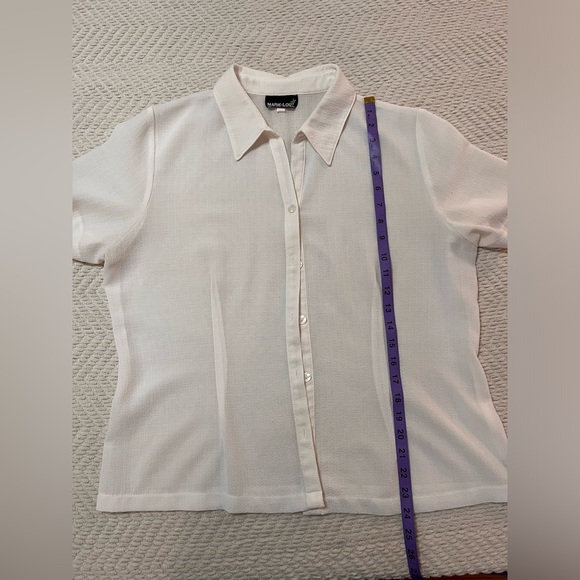 Cottage Core Flowy White Button Up Large - Picture 4 of 5